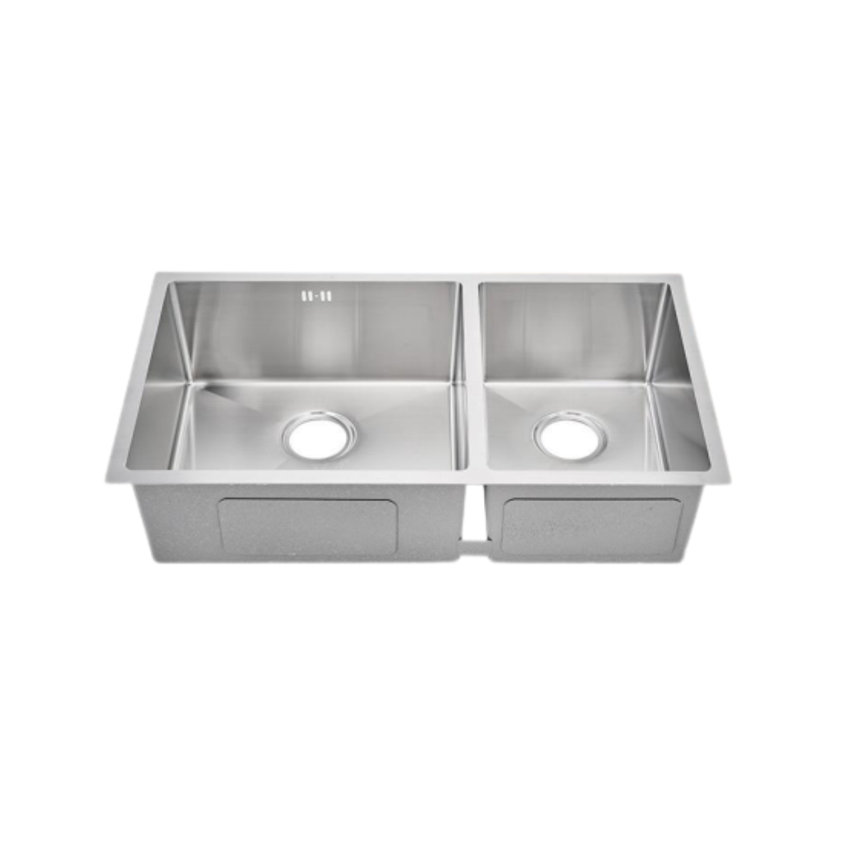 Undermount Kitchen Sink in Satin Stainless Steel - ROSKI KS-8246-SA